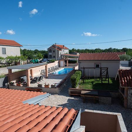 Holiday Home Luka Pridraga Екстериор снимка