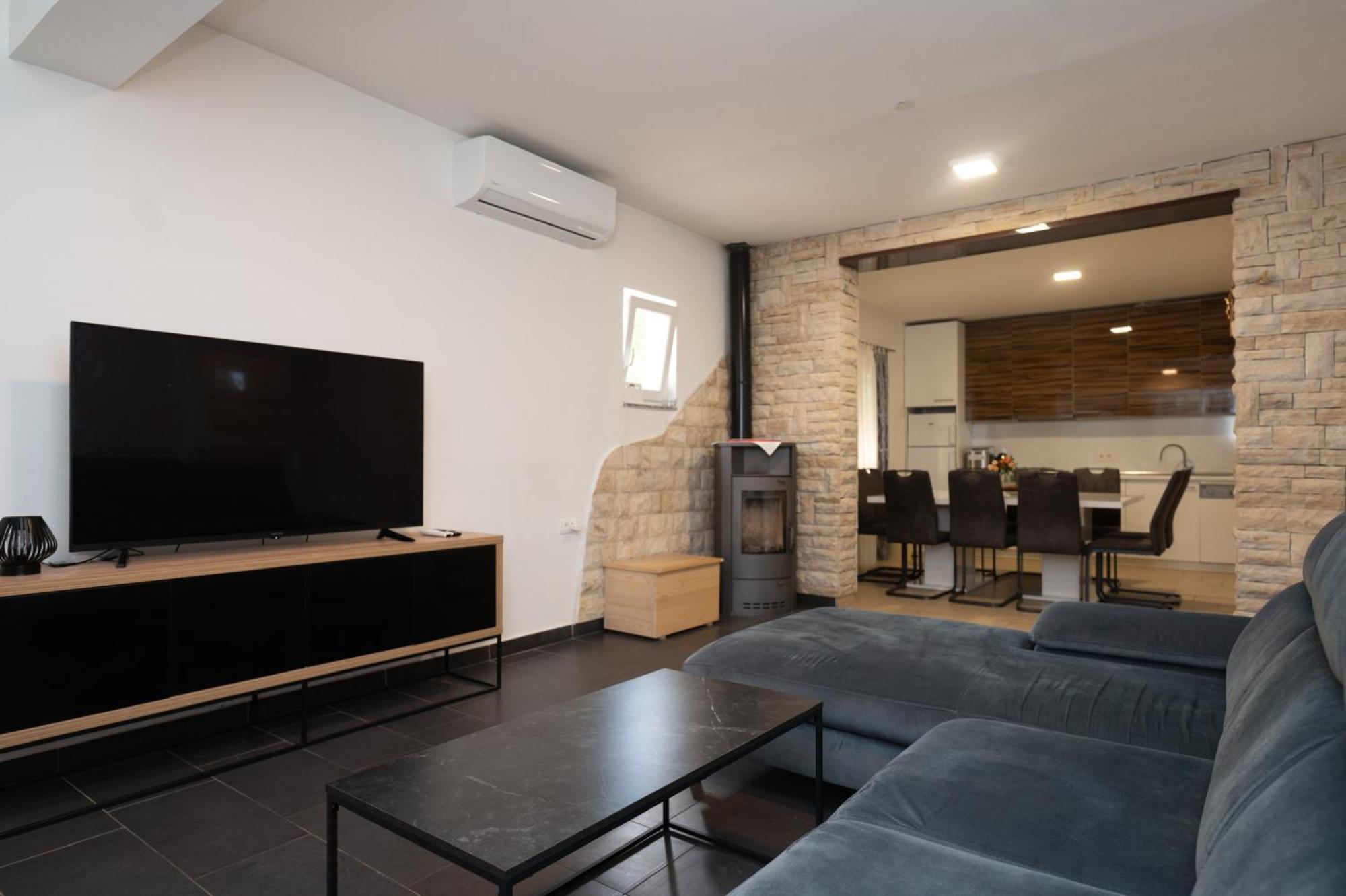 Holiday Home Luka Pridraga Екстериор снимка