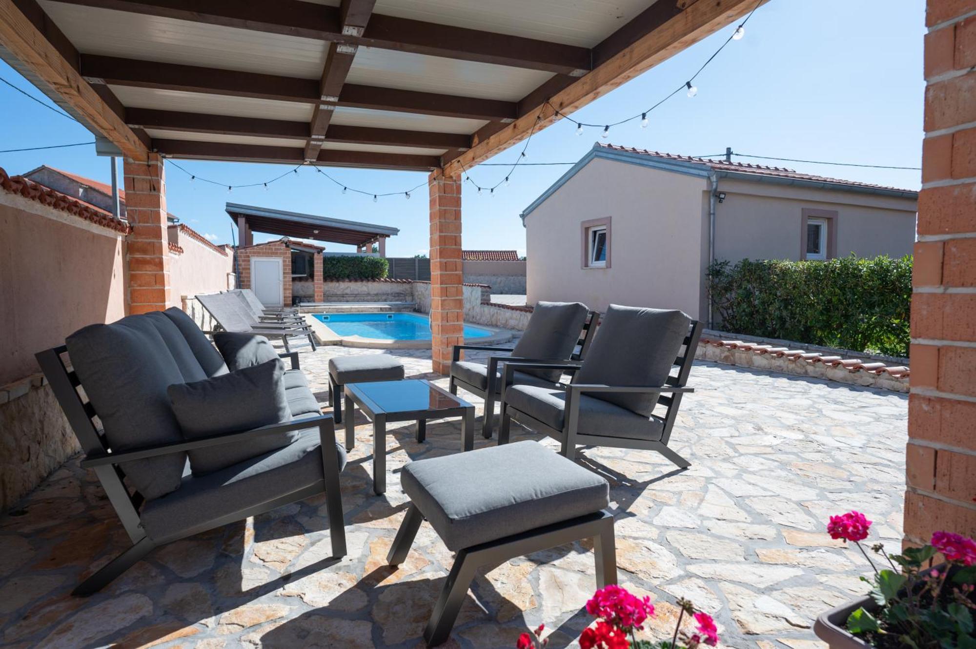 Holiday Home Luka Pridraga Екстериор снимка