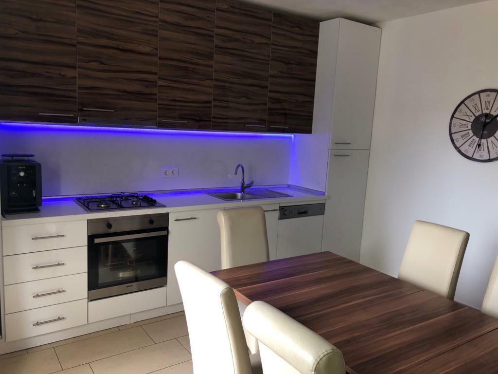Holiday Home Luka Pridraga Екстериор снимка